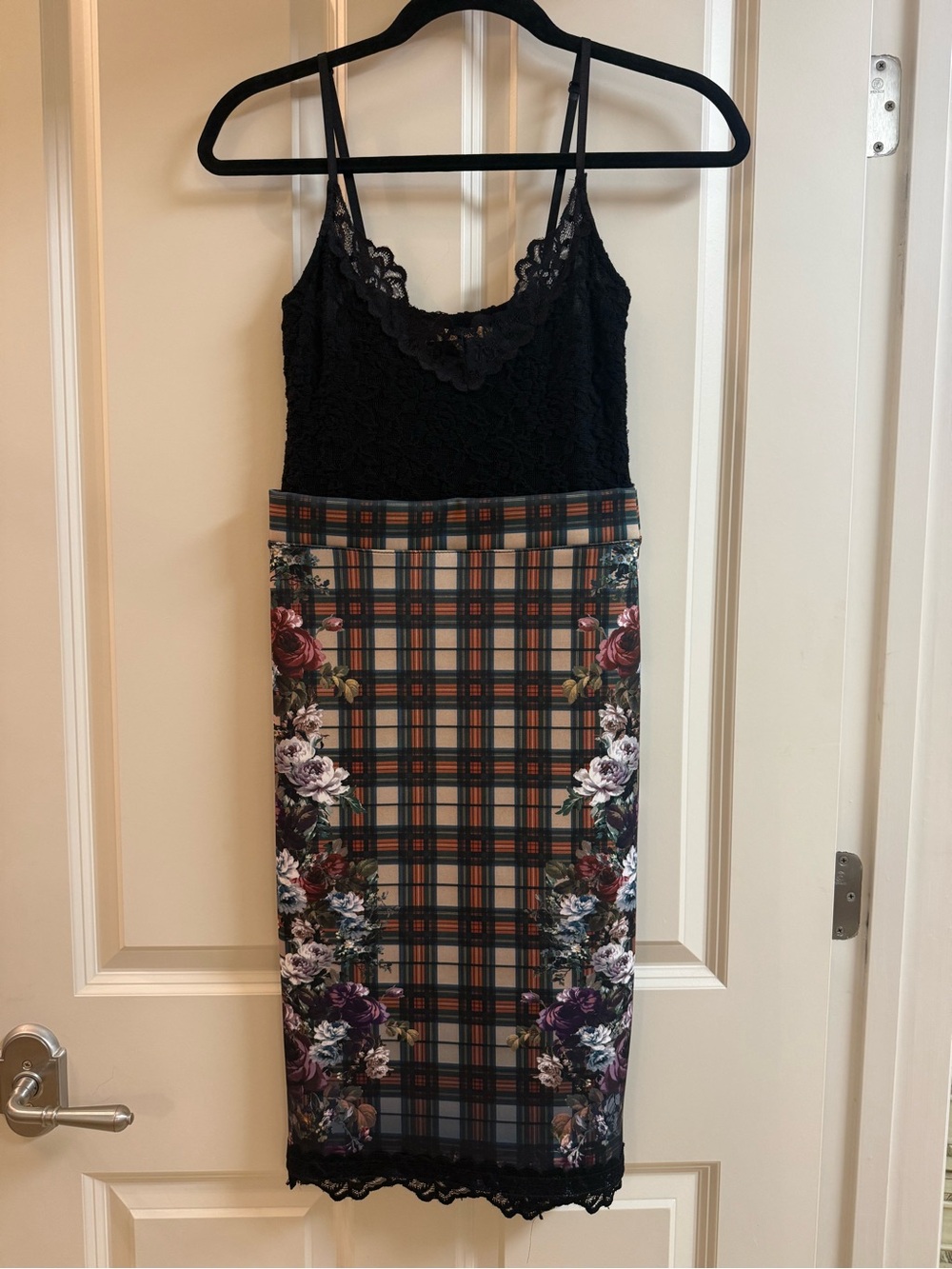 Floral Plaid Pencil Skirt - Black & Multicolor